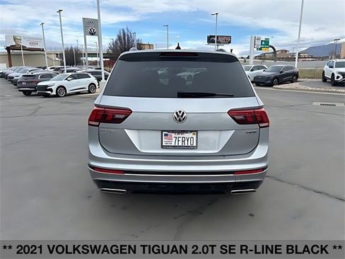 Used 2021 Volkswagen Tiguan SE R-Line w/ 3rd Row Seat Package image 4