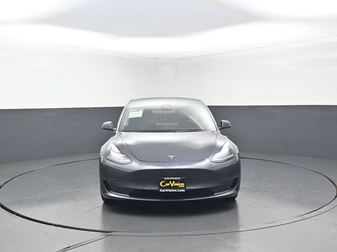 Used 2023 Tesla Model 3 Standard Range RWD image 3