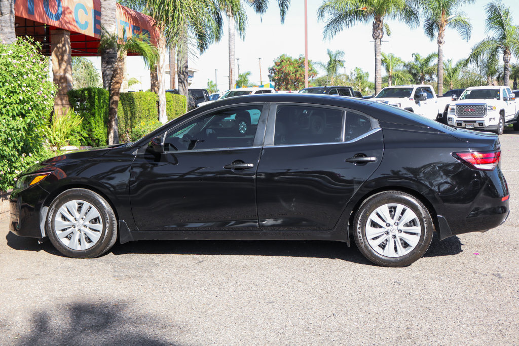 Used 2025 Nissan Sentra S FWD image 5