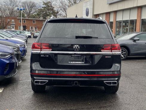 Certified 2022 Volkswagen Atlas SEL R-Line image 4