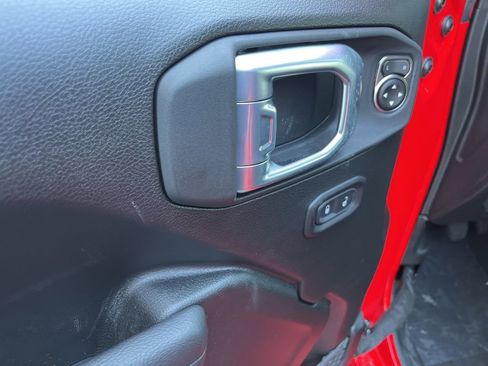 New 2026 Jeep Wrangler Unlimited Rubicon AWD/4WD image 27