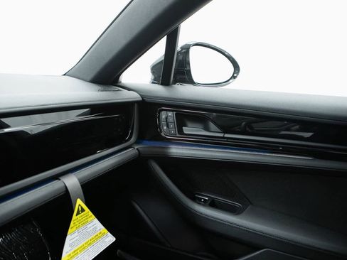 New 2026 Porsche Panamera 4 image 24