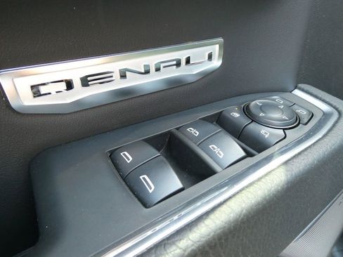 Certified 2024 GMC Sierra 1500 Denali w/ Denali Reserve Package AWD/4WD image 28