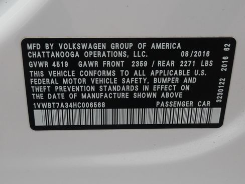 Used 2017 Volkswagen Passat 1.8T SE w/ SE Lighting Package image 30