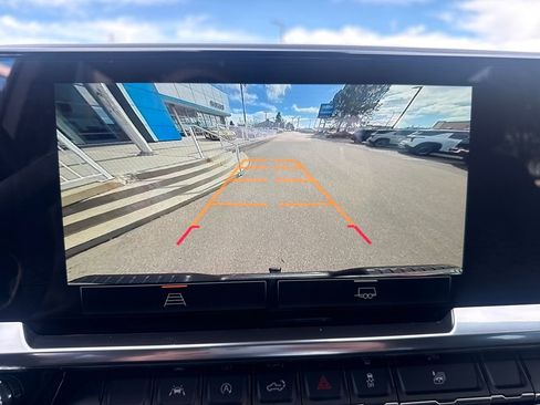 Used 2024 GMC Sierra 1500 Elevation image 20