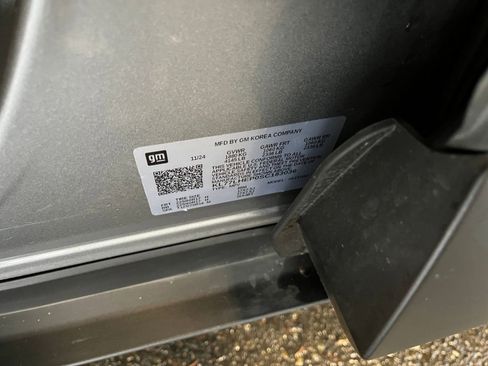 Used 2025 Chevrolet Trax LT image 29