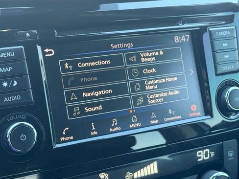 Used 2022 Nissan Rogue Sport SL image 38