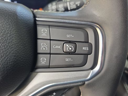 Used 2024 Jeep Wagoneer Series II AWD/4WD image 20