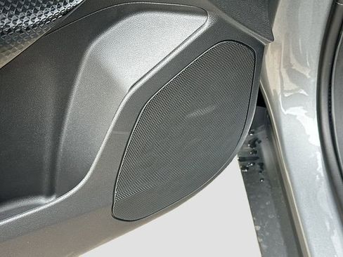 New 2026 Chevrolet Trax RS FWD image 19