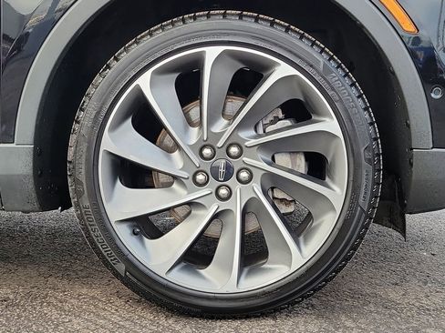 Certified 2021 Lincoln Nautilus Reserve w/ Equipment Group 201A image 9