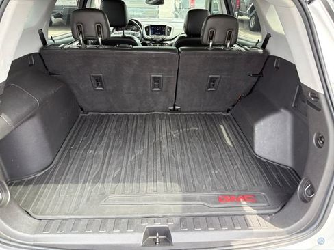 Used 2020 GMC Terrain SLT AWD/4WD image 13