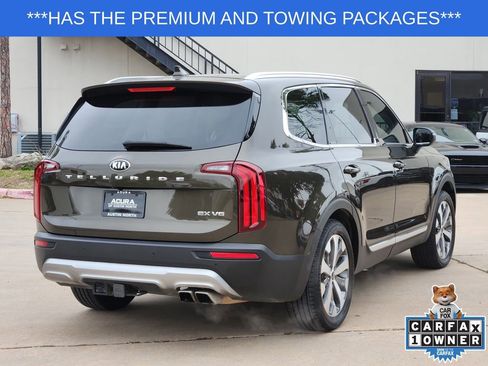 Used 2020 Kia Telluride EX w/ EX Premium Package FWD image 8