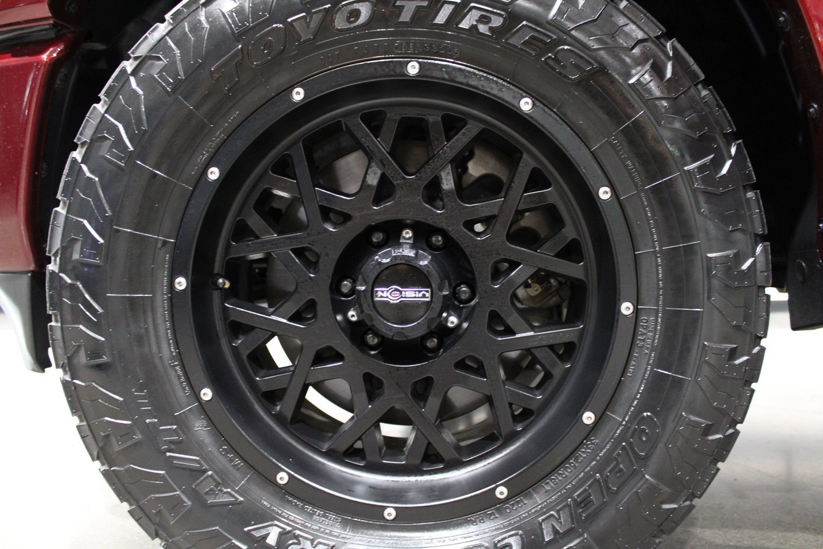 Used 2020 RAM 1500 Laramie w/ Sport Appearance Package AWD/4WD image 26