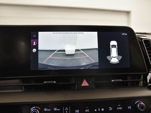 Used 2023 Kia Sportage EX image 20