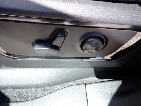 New 2025 RAM 1500 Limited w/ Trailer Tow Group image 14