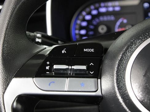 Certified 2024 Hyundai Tucson SE image 23