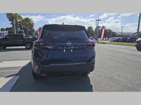 New 2026 Nissan Rogue SV w/ Cold Weather Package FWD image 28