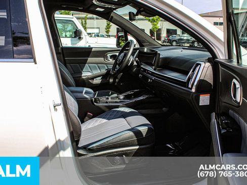 Used 2025 Kia Sorento SX Prestige AWD/4WD image 19