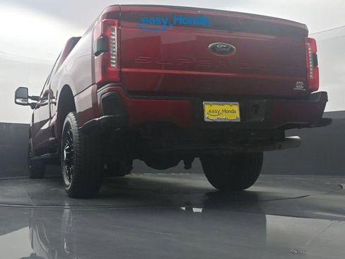 Used 2025 Ford F250 Lariat w/ Black Appearance Package AWD/4WD image 32