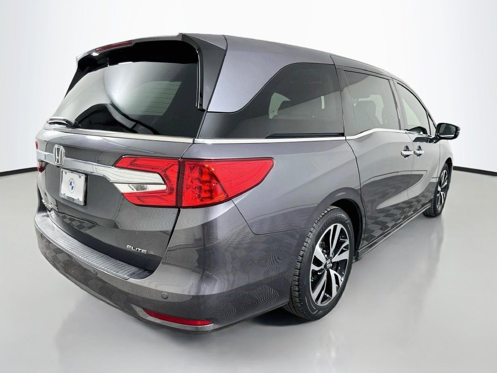 Used 2020 Honda Odyssey Elite image 5