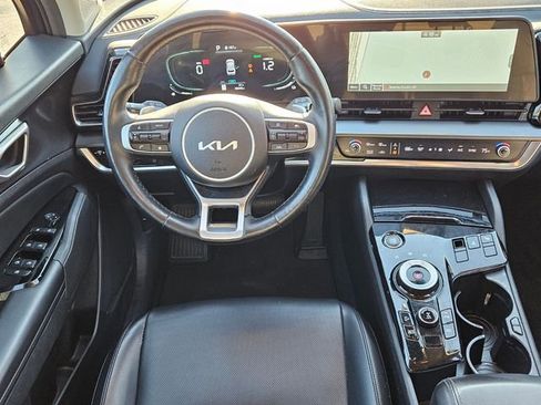 Used 2023 Kia Sportage EX image 10