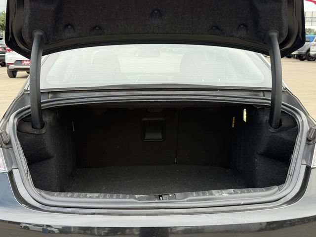 Used 2013 Lincoln MKZ FWD image 32