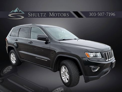 Used 2014 Jeep Grand Cherokee Laredo w/ Quick Order Package 23E AWD/4WD image 2
