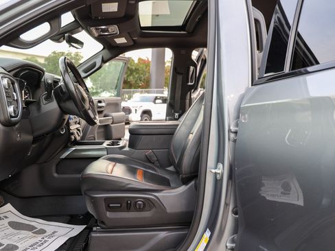 Used 2021 GMC Sierra 1500 AT4 w/ AT4 Premium Package AWD/4WD image 33