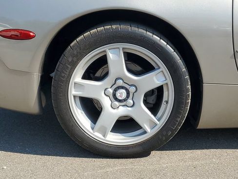 Used 1998 Chevrolet Corvette Convertible w/ Memory Pkg RWD image 5