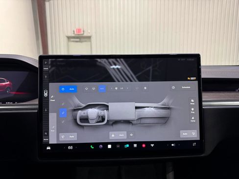 Used 2023 Tesla Model X image 39