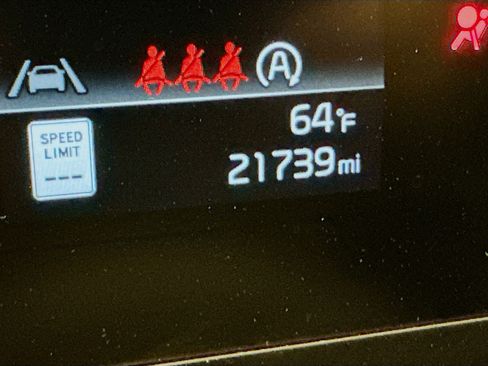 Used 2025 Kia Sportage LX image 19