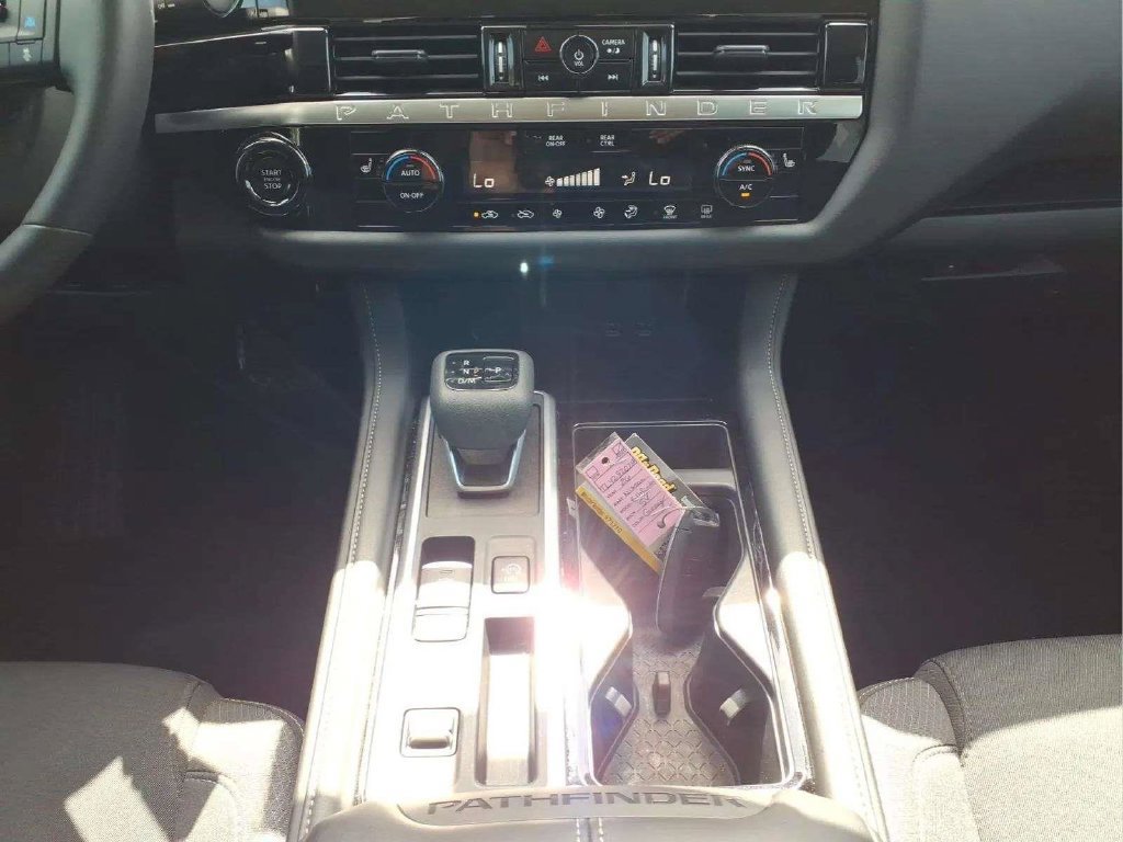 Certified 2026 Nissan Pathfinder SV FWD image 12