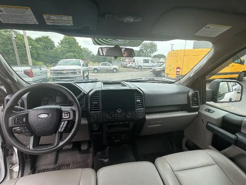 Used 2016 Ford F150 XL w/ Equipment Group 101A Mid AWD/4WD image 9