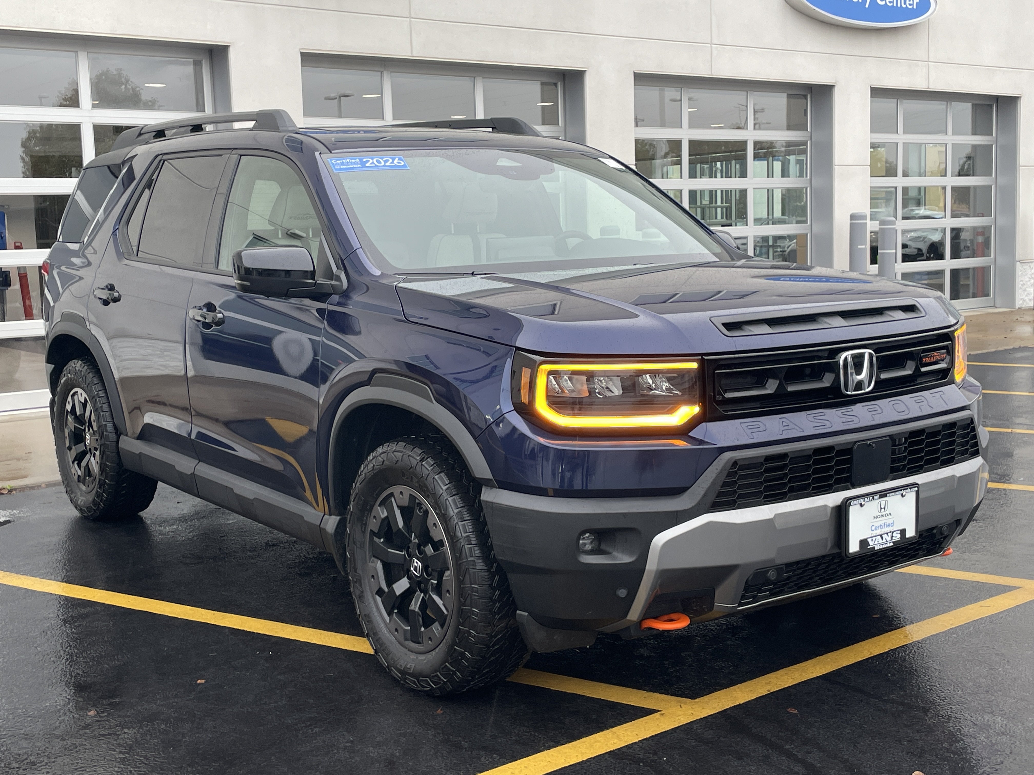Certified 2026 Honda Passport TrailSport Elite image 1