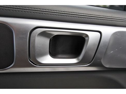 Certified 2025 Hyundai Santa Fe SEL FWD image 23