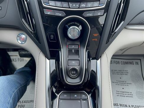 Used 2025 Acura RDX SH-AWD w/Tech image 25