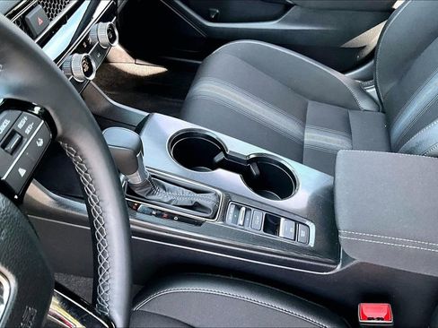 Used 2025 Honda Civic Sport image 13