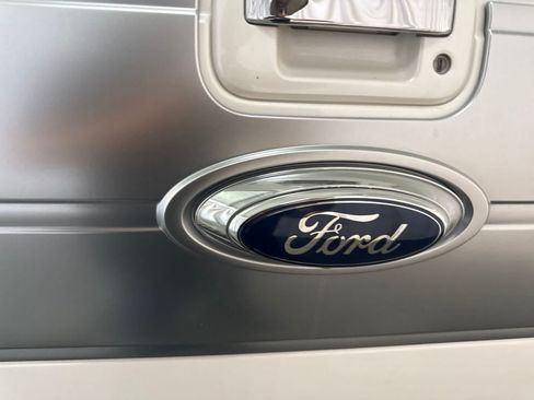 Used 2013 Ford F150 Platinum AWD/4WD image 16