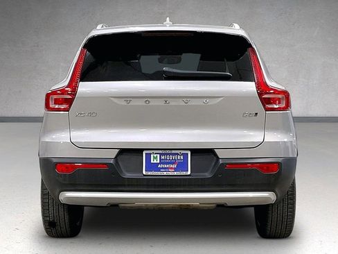 Used 2023 Volvo XC40 B5 Plus w/ Driver Assist Package AWD/4WD image 5
