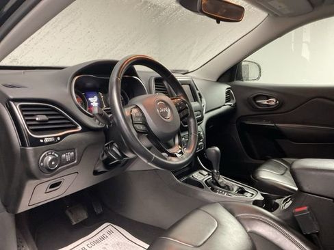 Used 2021 Jeep Cherokee Latitude Plus image 13