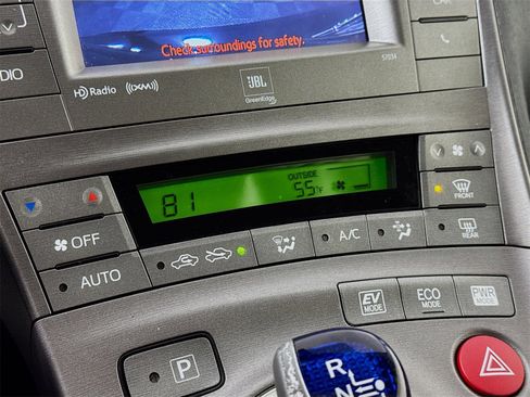 Used 2012 Toyota Prius Four image 12