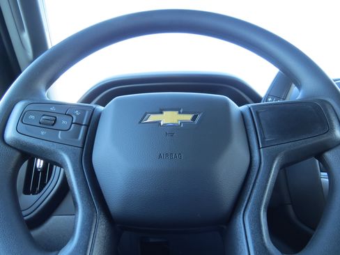 New 2026 Chevrolet Silverado 1500 Custom image 18