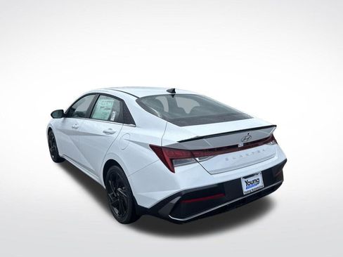 New 2026 Hyundai Elantra SEL Sport Premium FWD image 3