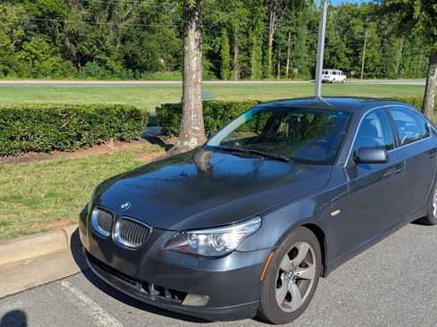 Used 2008 BMW 528i Sedan RWD image 1