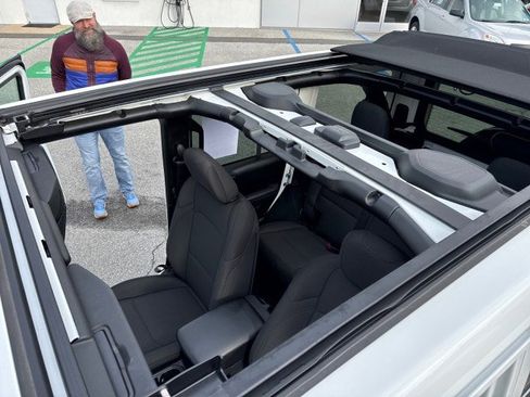 Used 2022 Jeep Wrangler Unlimited Sport w/ Sun And Sound Package image 16