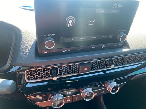 Certified 2025 Honda Civic Sport image 21