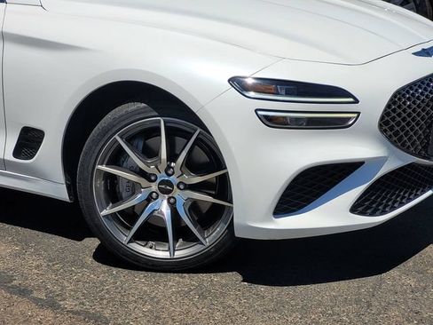 Used 2024 Genesis G70 2.5T AWD/4WD image 9