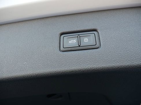 Certified 2022 Audi SQ5 Premium w/ Convenience Package image 26