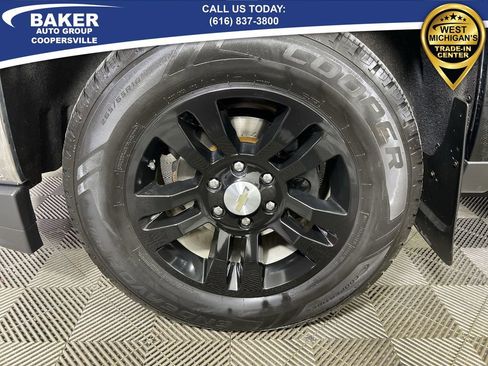 Used 2018 Chevrolet Silverado 1500 LT w/ All Star Edition image 29