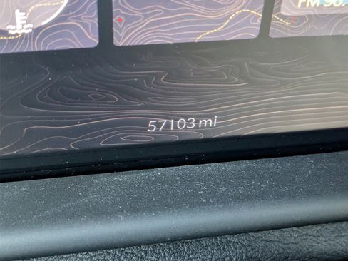 Used 2024 Jeep Wagoneer L 4WD w/ Premium Group I image 18